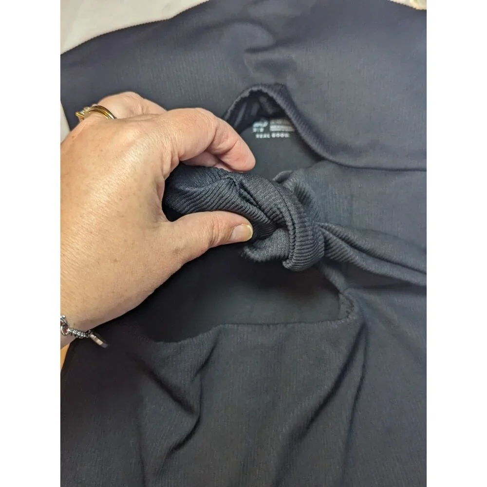 Aerie Women's Size Medium Black Ribbed NWT One Piece Full Coverage Swimsuit - Picture 3 of 15